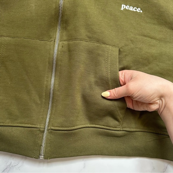 NWT Peace Collective US XL Cropped Green Hoodie - Picture 6 of 16
